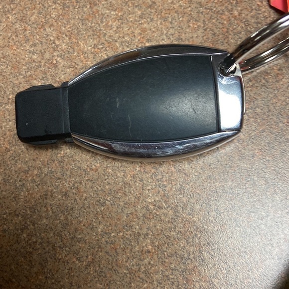 Mercedes Benz Key Fob - Picture 4 of 5